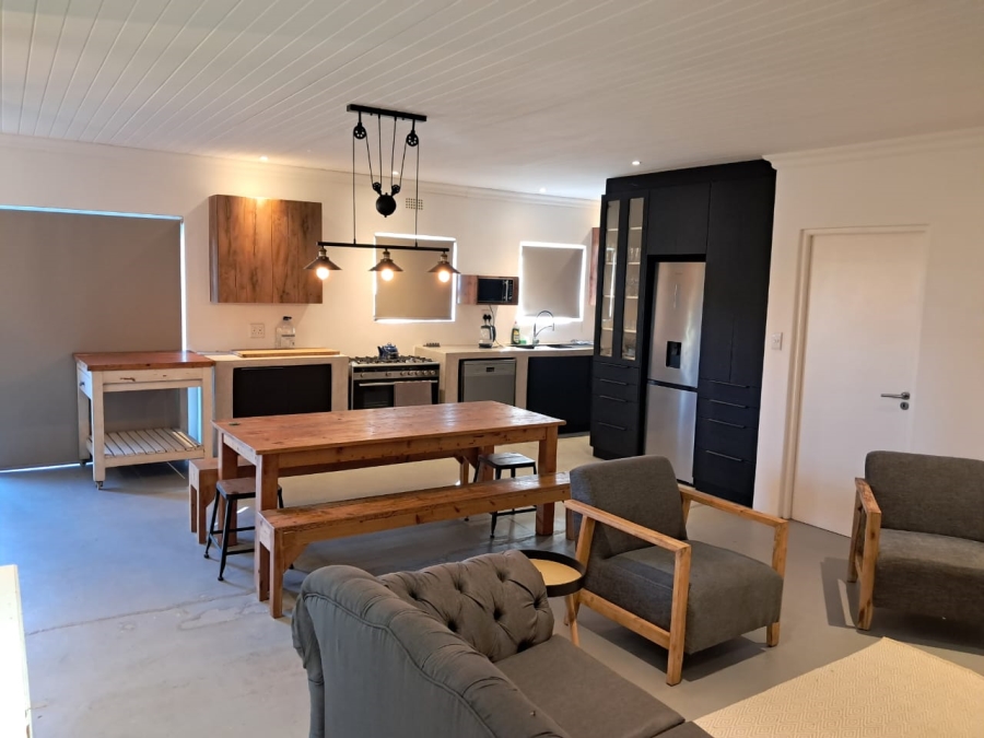 4 Bedroom Property for Sale in Redelinghuys Western Cape